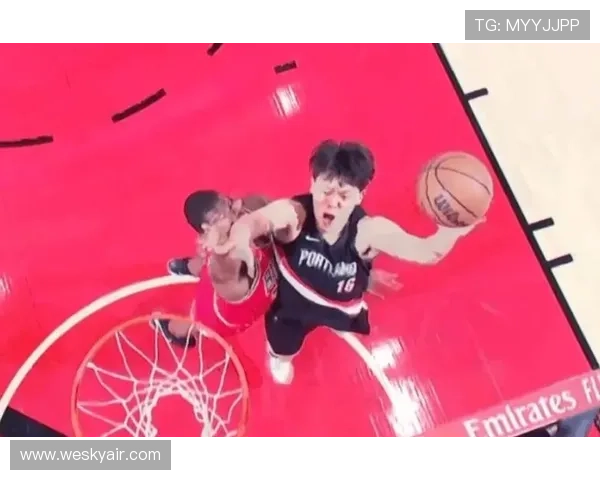 键盘侠热议文班人称小杨瀚森火箭应考虑交易杨瀚森与朱霍勒迪组合